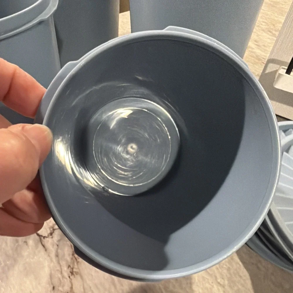 Set Of 4 Vtg‎ Tupperware Servalier Country Blue Canisters With Seals